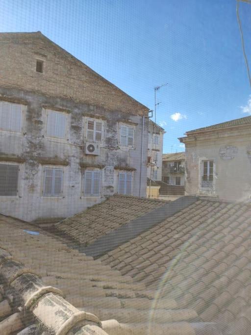 Mary'S Bright Apartment - Corfu Old Town Extérieur photo