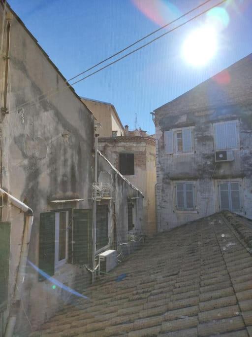 Mary'S Bright Apartment - Corfu Old Town Extérieur photo